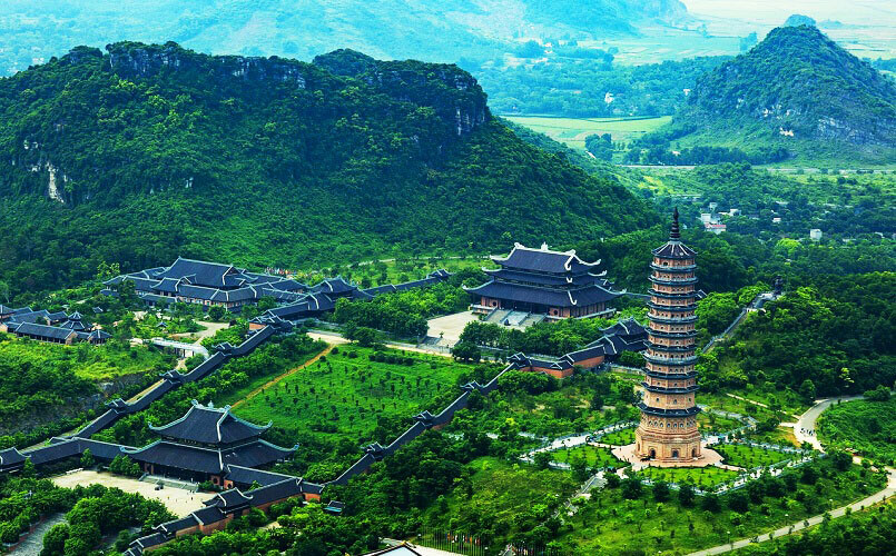 Chùa Bái Đính – một trong những trung tâm văn hóa tâm linh Phật giáo lớn nhất ở Việt Nam mang tầm khu vực và quốc tế