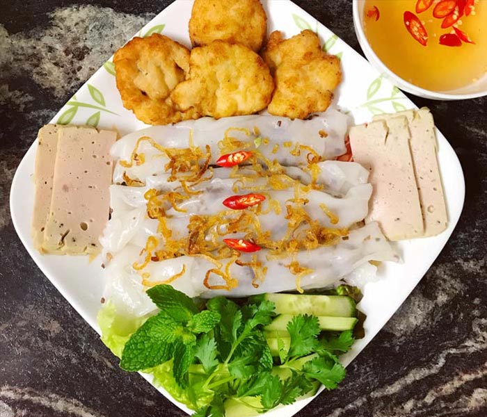 Bánh cuốn chả mực