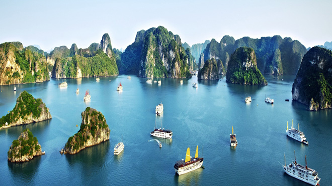 Nhiều hòn đảo độc đáo cùng nước biển trong xanh